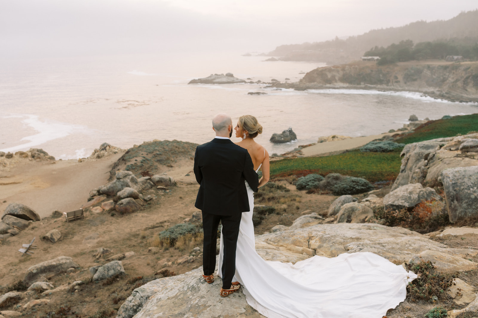 Dan & Danielle ~ A Timber Cove Wedding